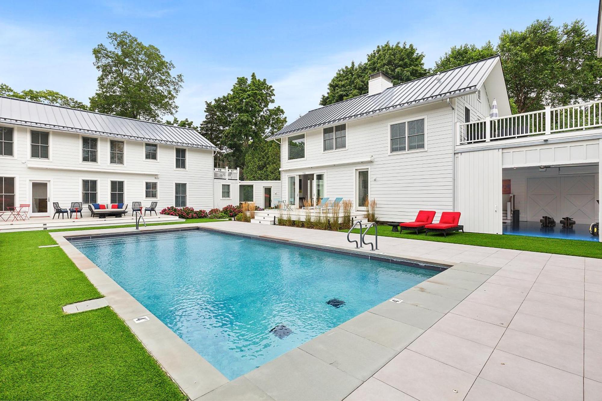 Seven Resort Style Inn Near Beach Shelter Island Heights Bagian luar foto